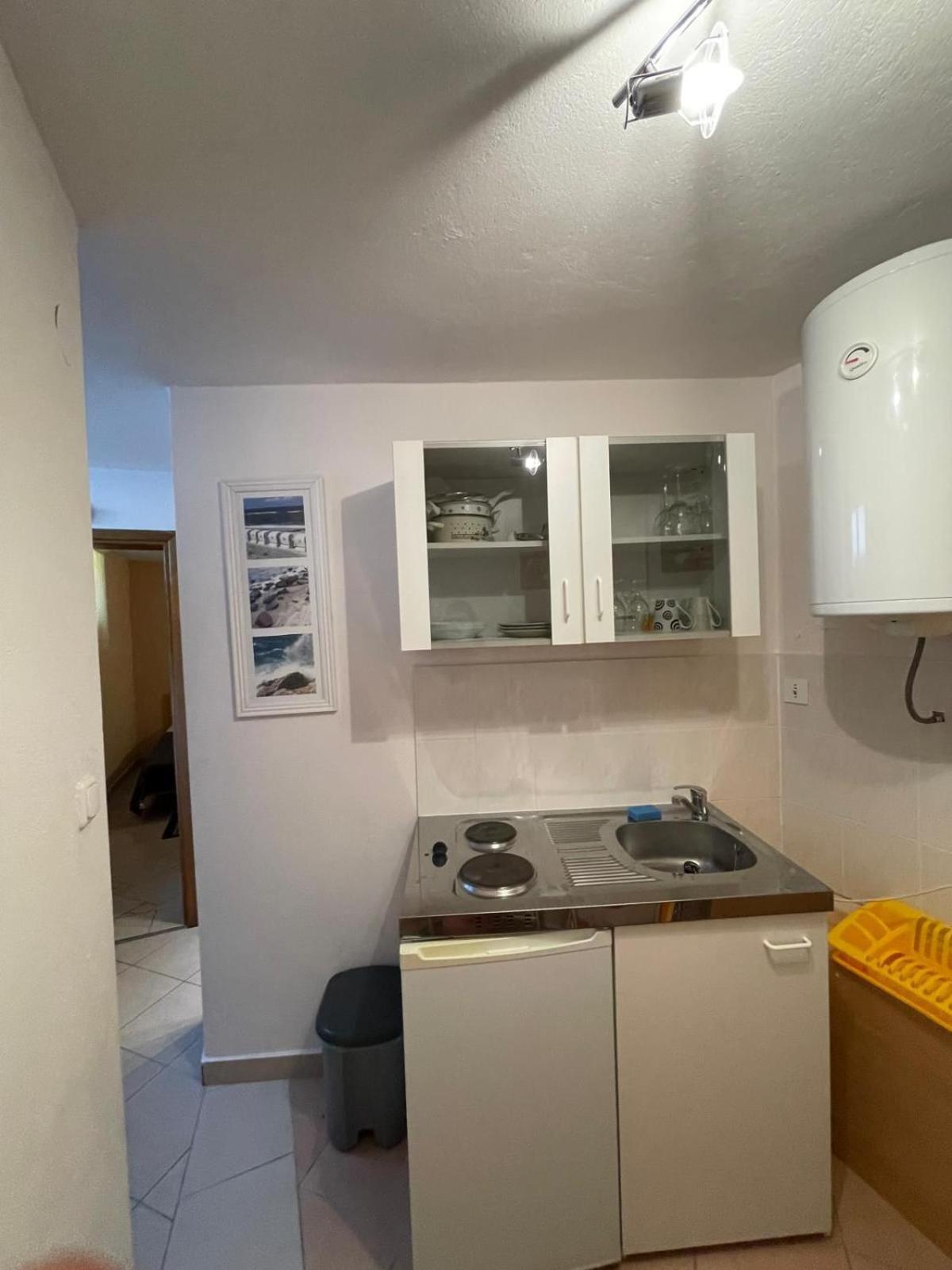 Apartaments Remi 스타리그라드 파클레니차 외부 사진